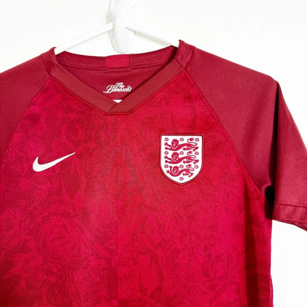 Nike England Jersey Youth XL Red Lionesses Soccer National Team AJ4391-677